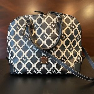 Dooney & Bourke Sanibel Zip Zip